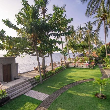 Nugraha Lovina Seaview Resort & Spa Экстерьер фото