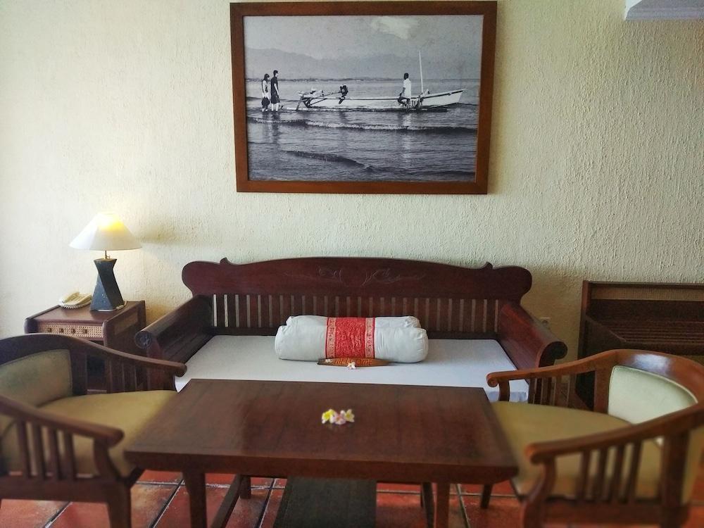 Nugraha Lovina Seaview Resort & Spa Экстерьер фото