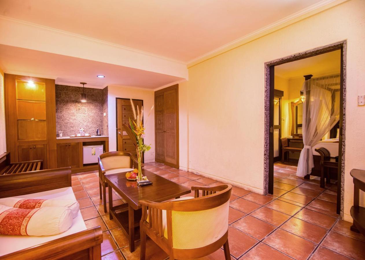 Nugraha Lovina Seaview Resort & Spa Экстерьер фото